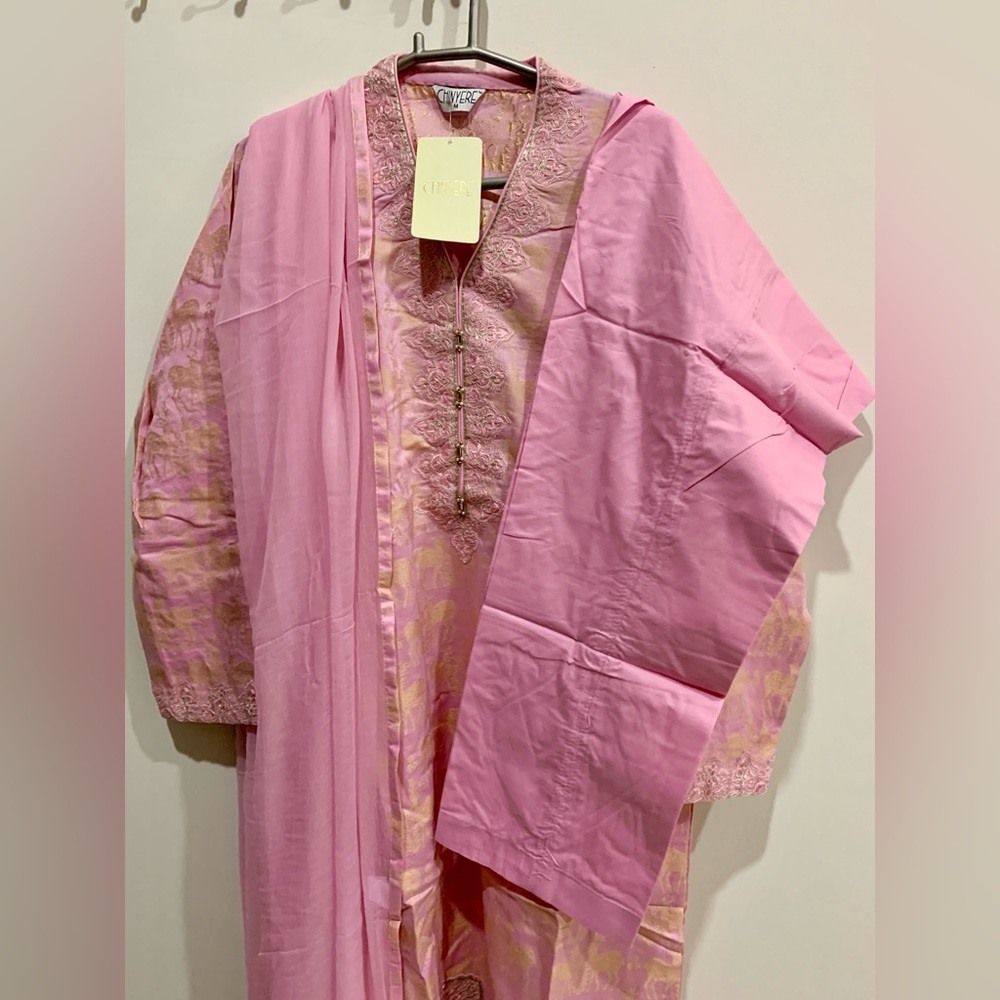 Elegant Pink Women's Dress - Picture 3 of 12